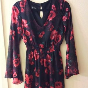 Like new light weight long sleeve floral dress!